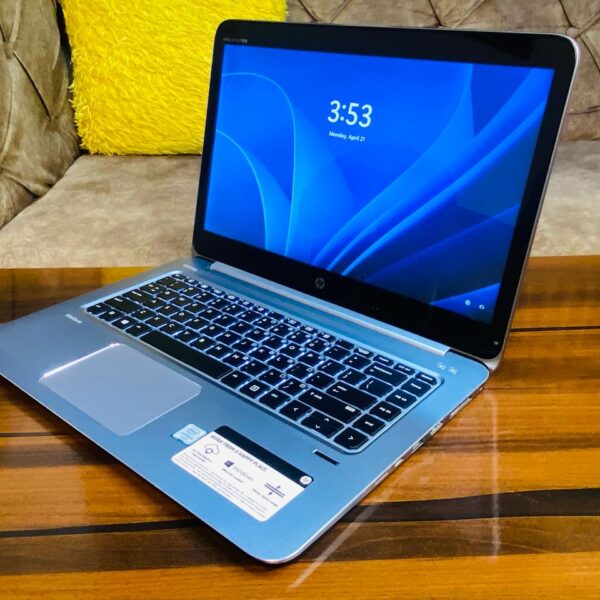 HP EliteBook Folio 1040 G3 Intel Core i5 / Backlight - 8GB RAM / 256GB SSD / Windows 11 Pro. Active.