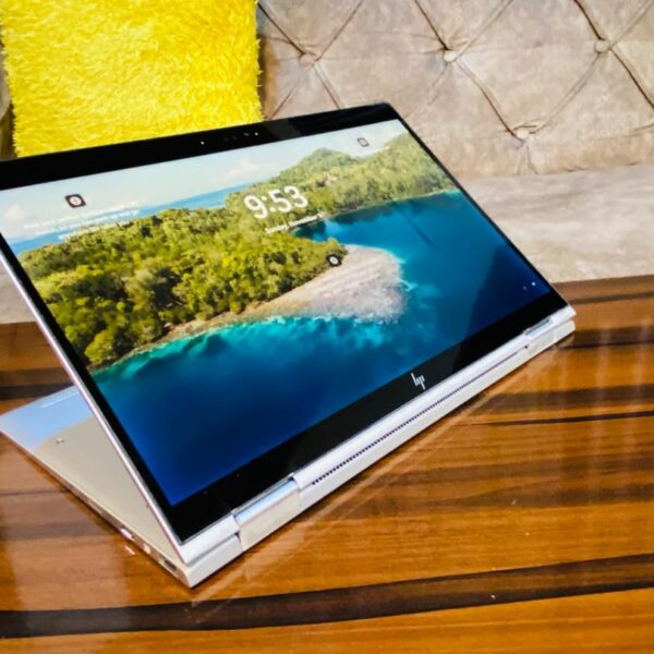 HP EliteBook x360 1030 G3 Intel Core i7- 8th. Gen. - 16GB RAM / 256GB SSD / Touchscreen / Webcam / Windows 11 Pro. Active.