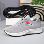 Men's travel sports shoes - Image 2