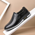 Fashion Shoes Men's Foreign Trade Artificial PU Shoes - Image 4