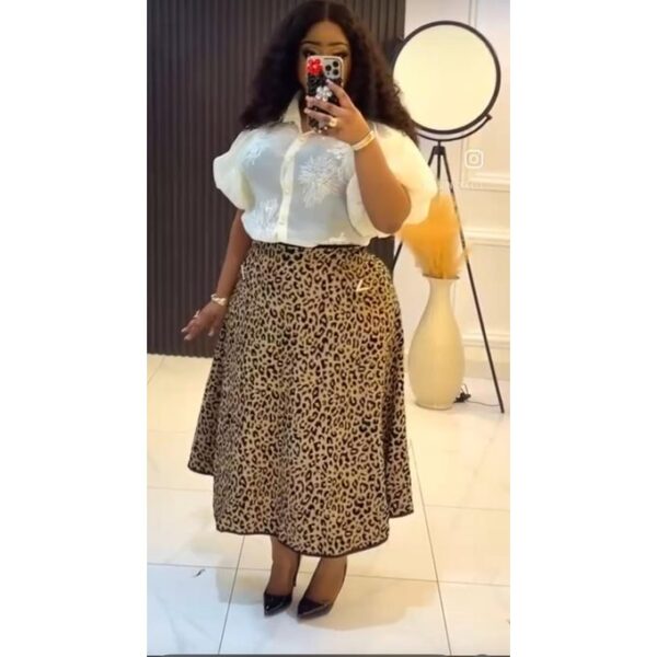 Elegant top and skirt-leopard