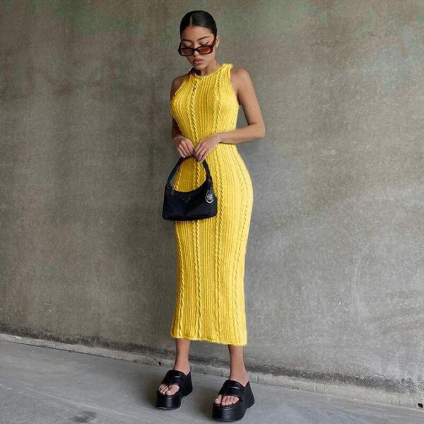 Fashionable casual knitted sleeveless round neck sexy dresses for women-Yellow